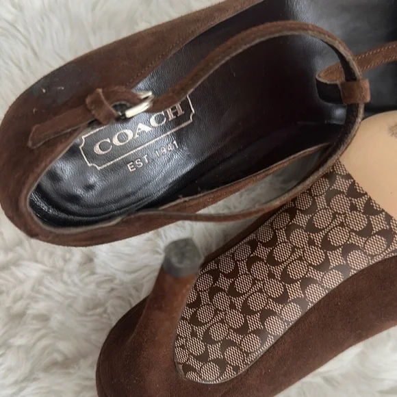 Coach Women's Brown Suede Heels - Picture 4 of 6
